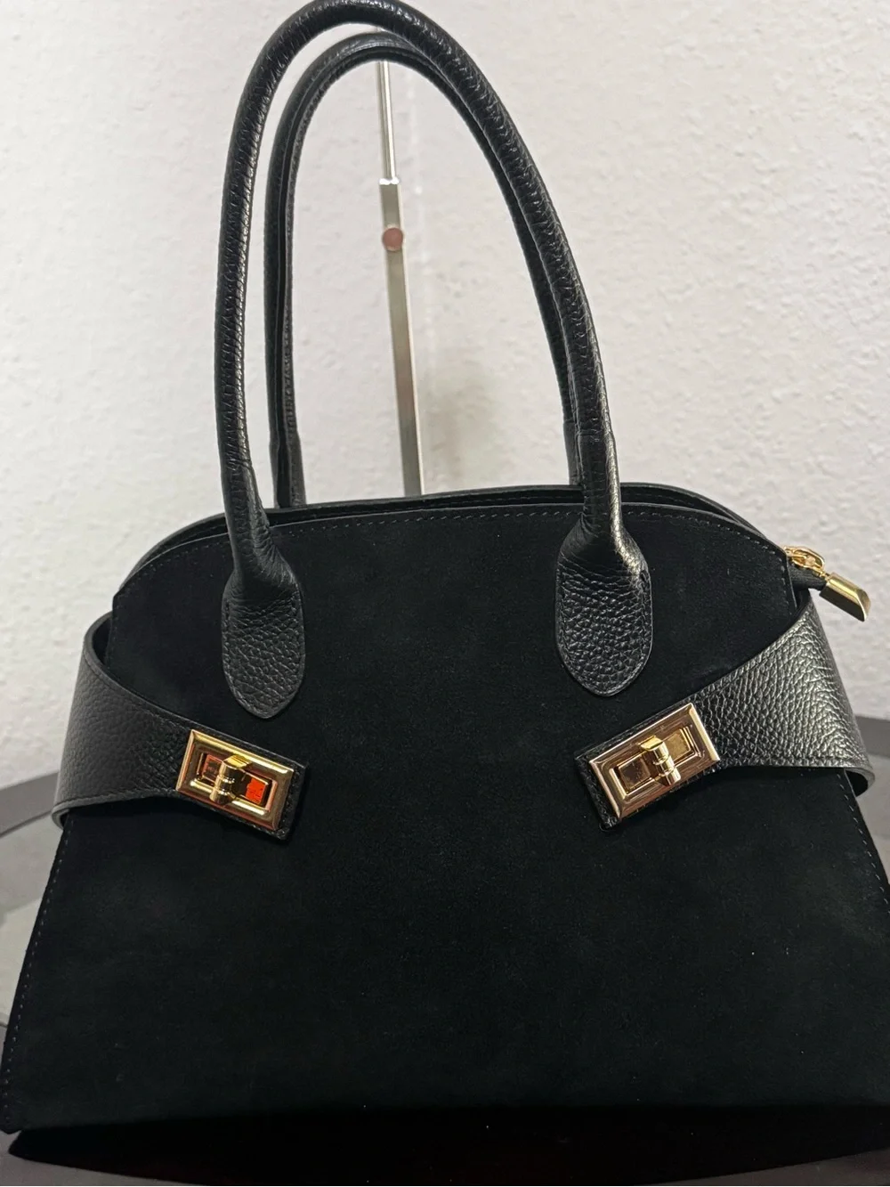 Divina Firenze sleek black